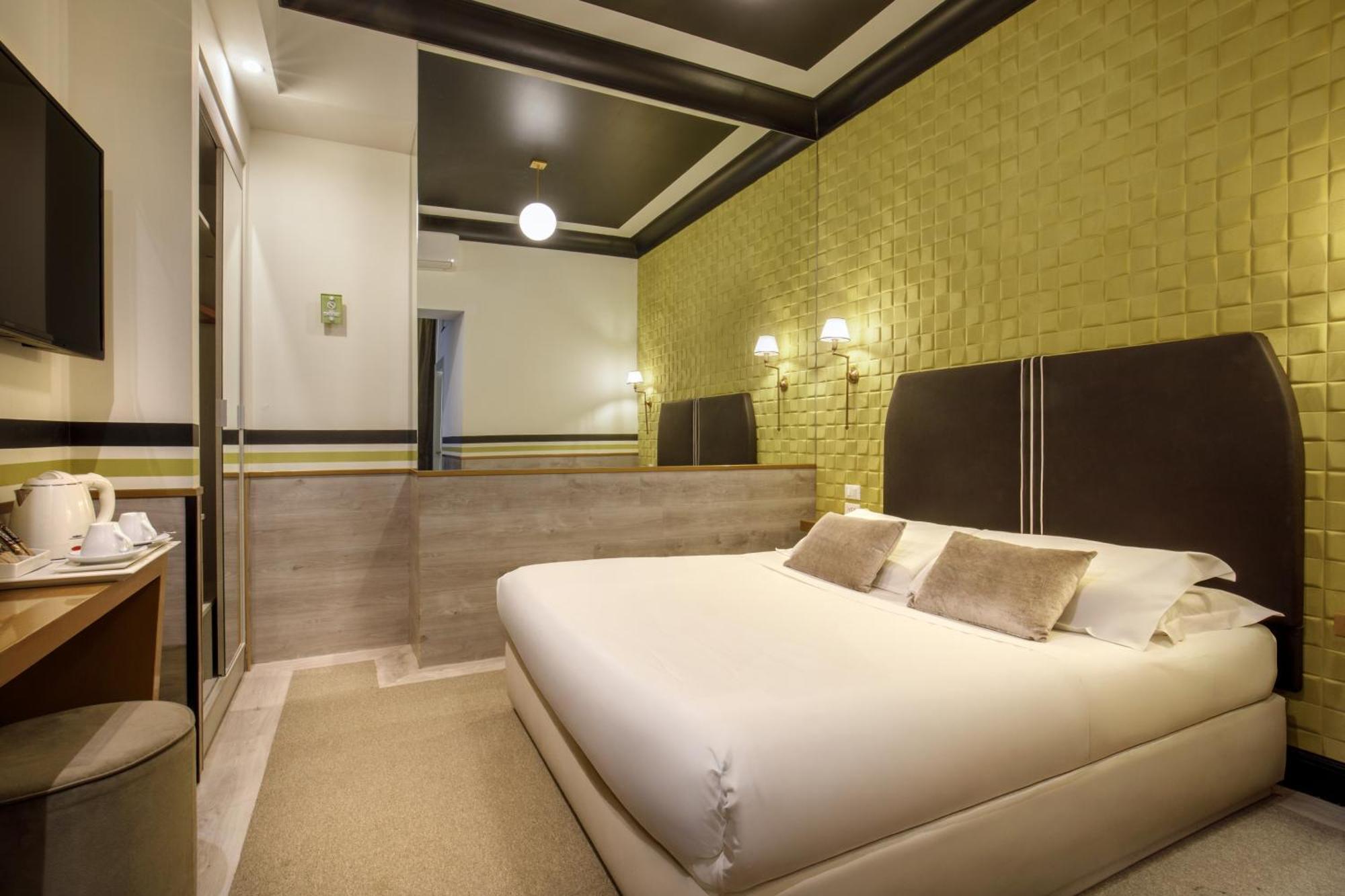 Relais Luxury Corso Hotel โรม ภายนอก รูปภาพ
